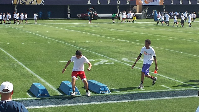 隨著談判逐 隨著談判逐